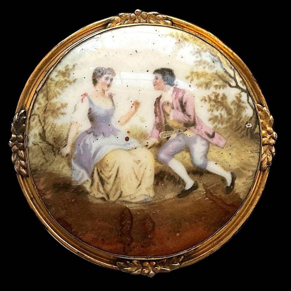 Vintage Gold Filled Cameo Romantic Couple Portrait Brooch Pendant